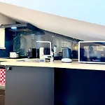 Apartman Petit Nid Sous Les Toits De *