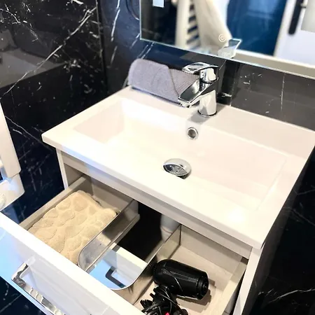 Appartement Petit Nid Sous Les Toits De Toulouse